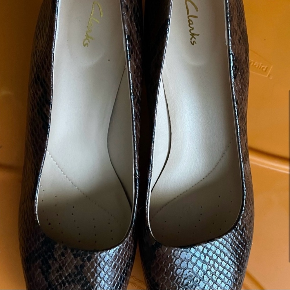 Clark’s Heels - Picture 3 of 4